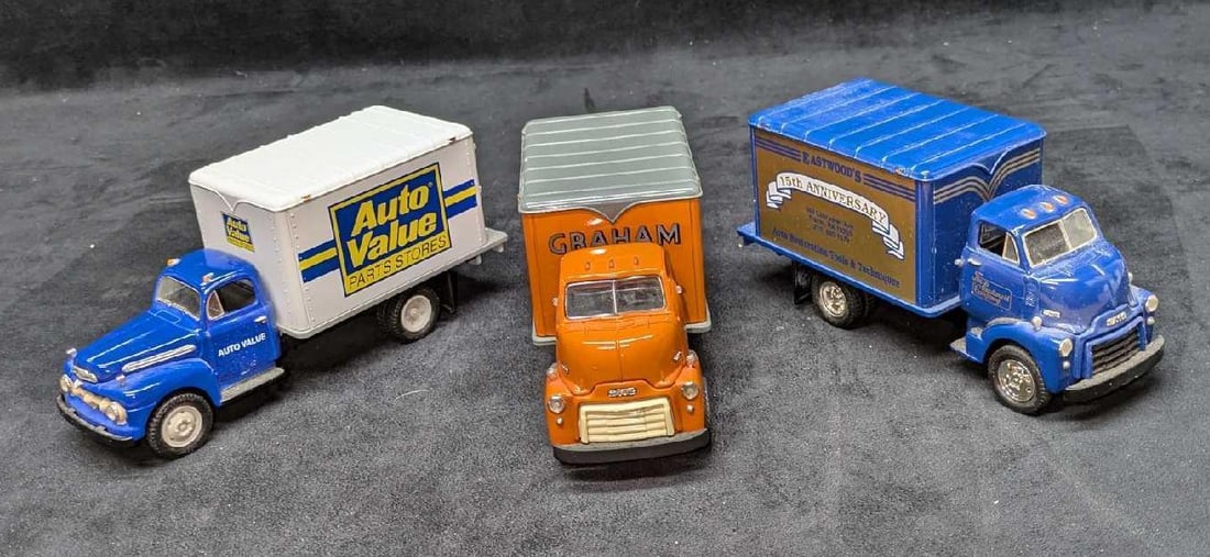 3 First Gear 1/34 Scale Die Cast Vans (1 of 11)
