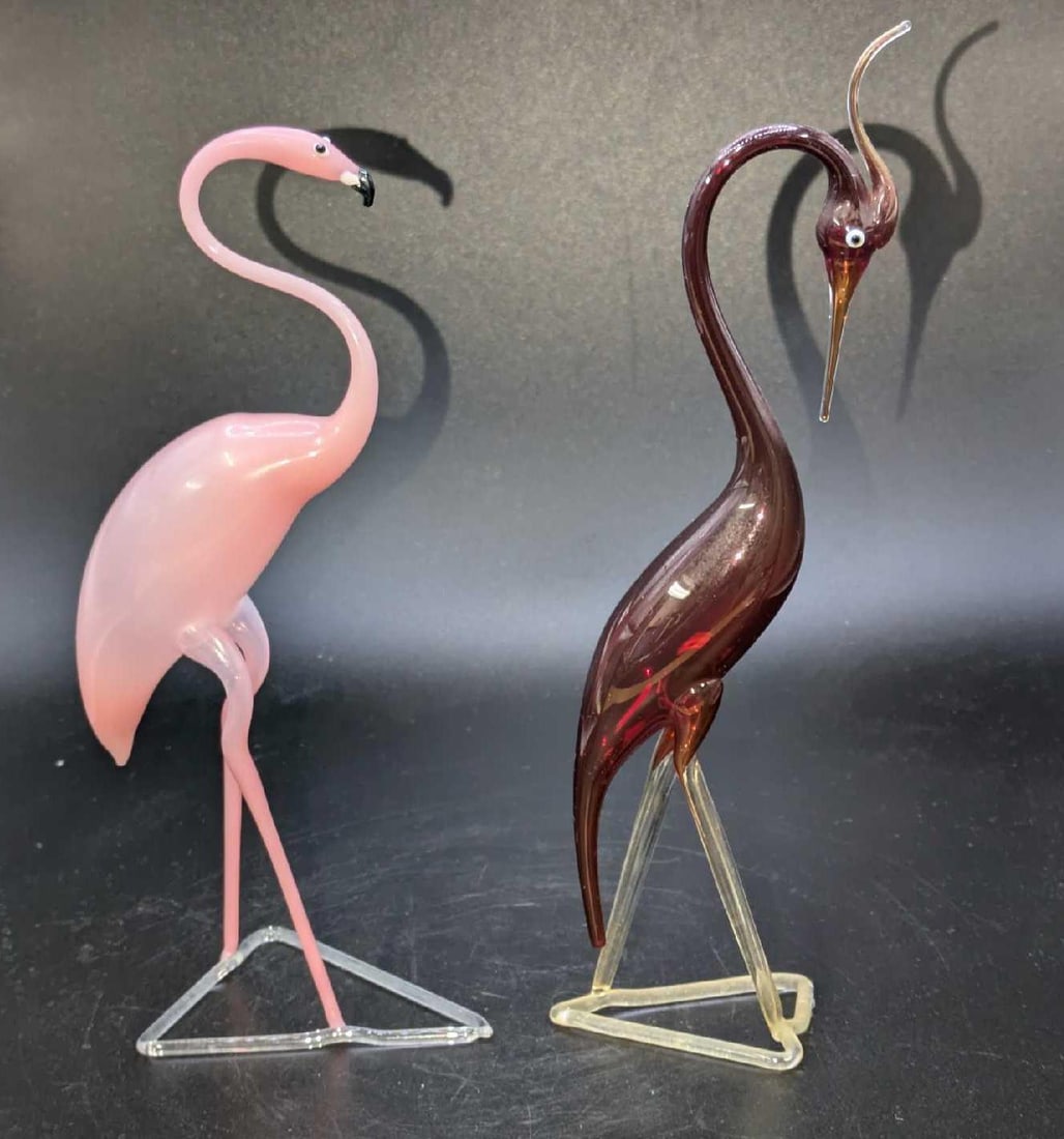 Vintage Hand Blown Bimini Style Pink Flamingo And Red Egret: Vintage Hand Blown Bimini Style Pink Flamingo And Red Egret. This lot includes: (1) Pink Flamingo. This is approx 3" x 2" x 6 1/2". (1) Red Egret. This is approx 2" x 1 1/4" x 7 1