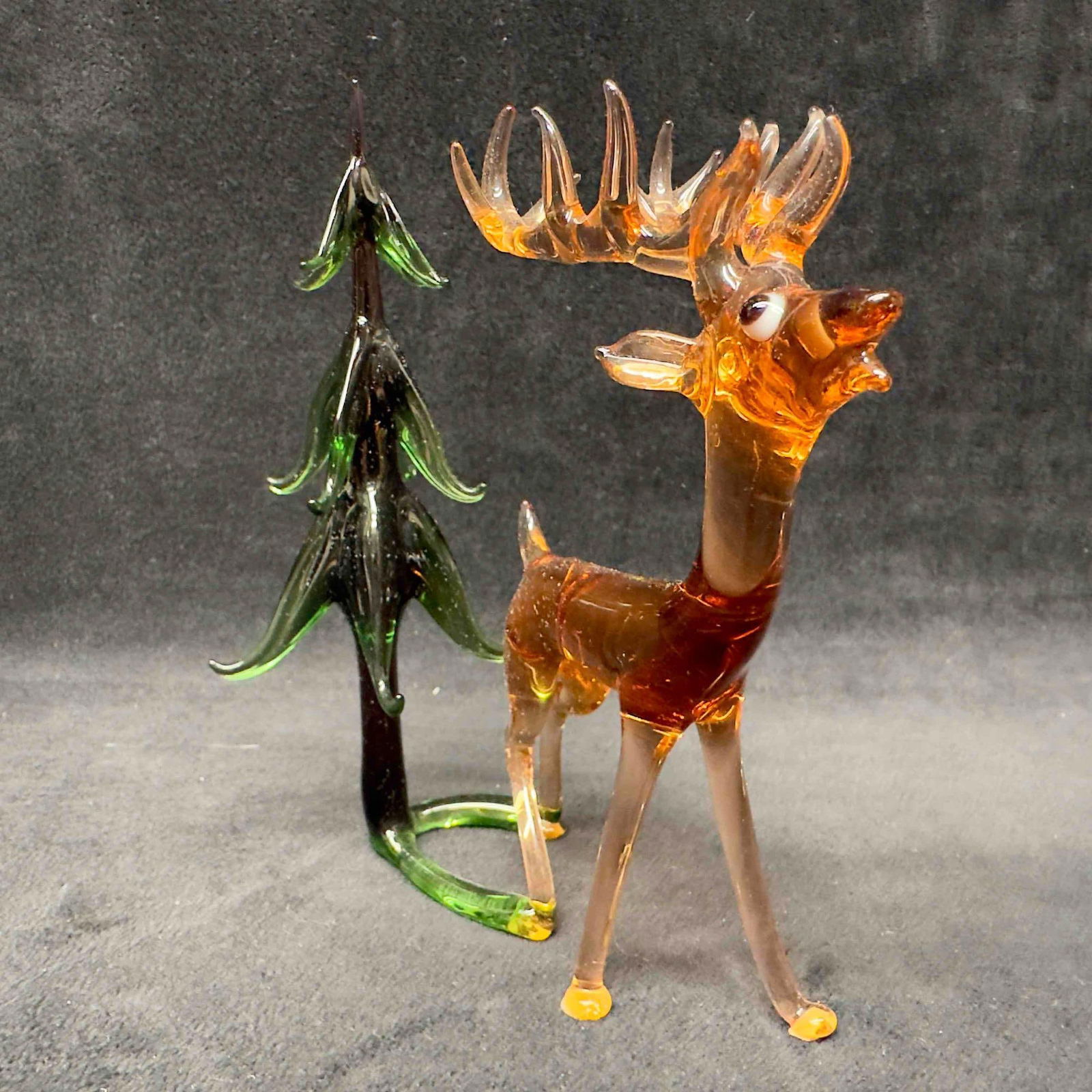 Reindeer Art Glass Deer Pine Tree Figure Sculpture Figurine (1 of 8)