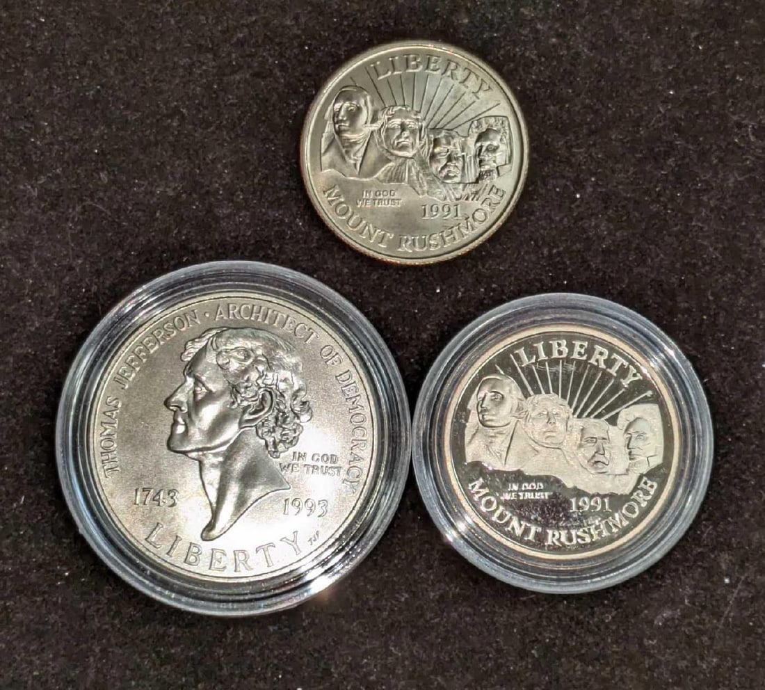 2 Uncirculated Mt Rushmore & 1 Jefferson Silver Coins (1 of 5)