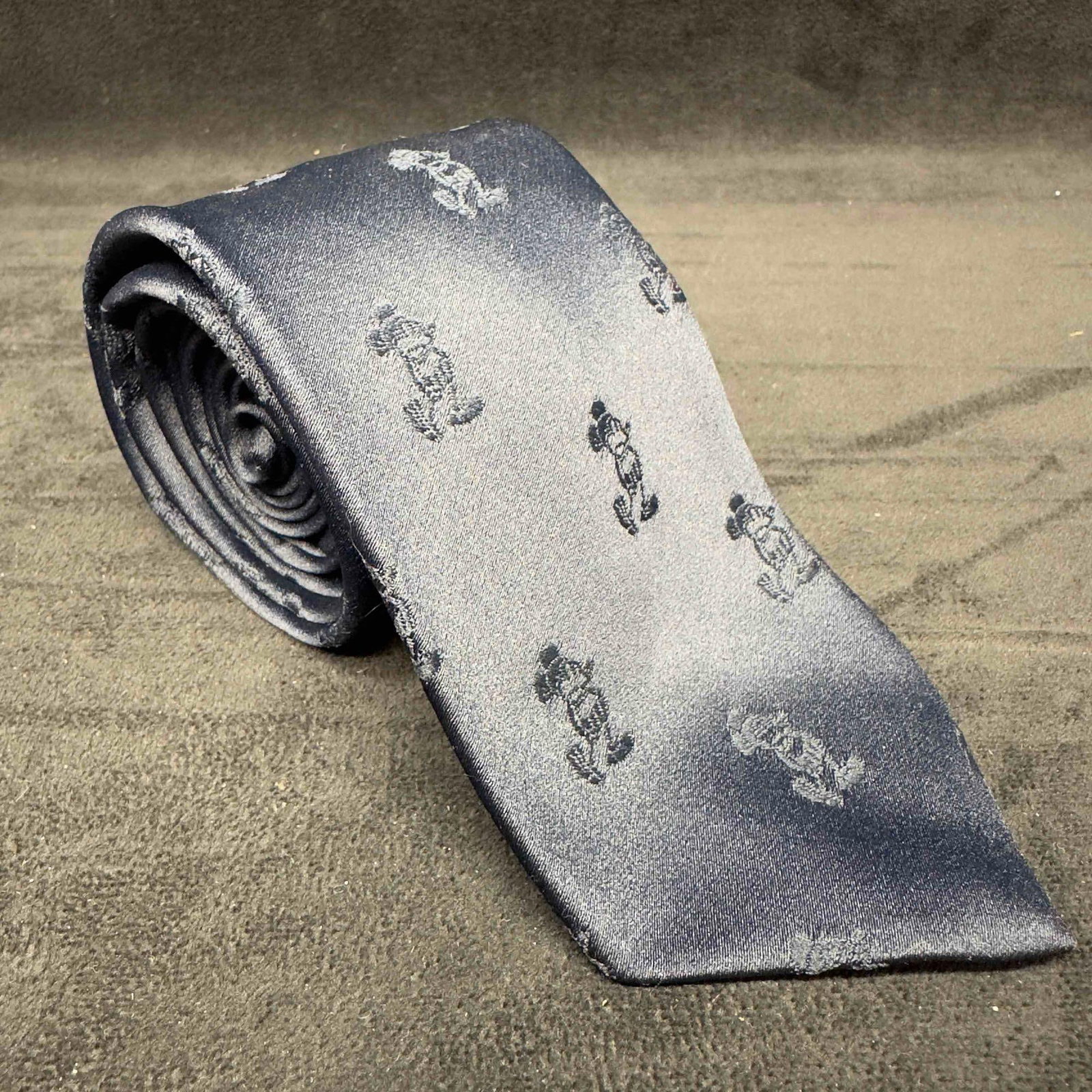 Cervantes Walt Disney Productions Mickey Mouse Dark Blue Tie (1 of 9)
