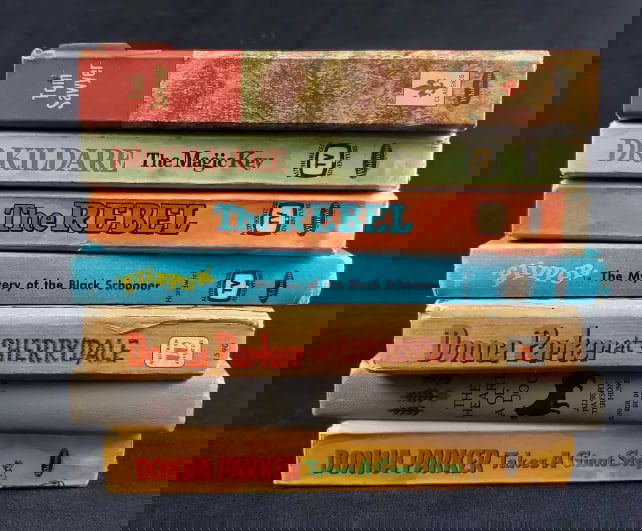 Classic Childrens Hardcover Book Lot Of Seven (1 of 14)