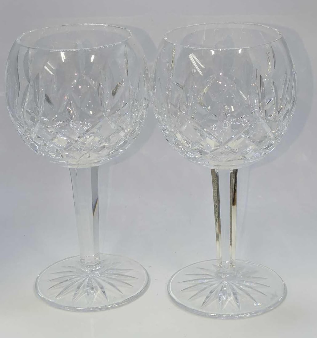 2 Waterford Crystal Lismore Balloon Wine Glasses F: 2 Waterford Crystal Lismore Balloon Wine Glasses F. Each is approx 4"x 4" x 7" and the total weight is 1.70lb. The glasses have no chips or cracks.
