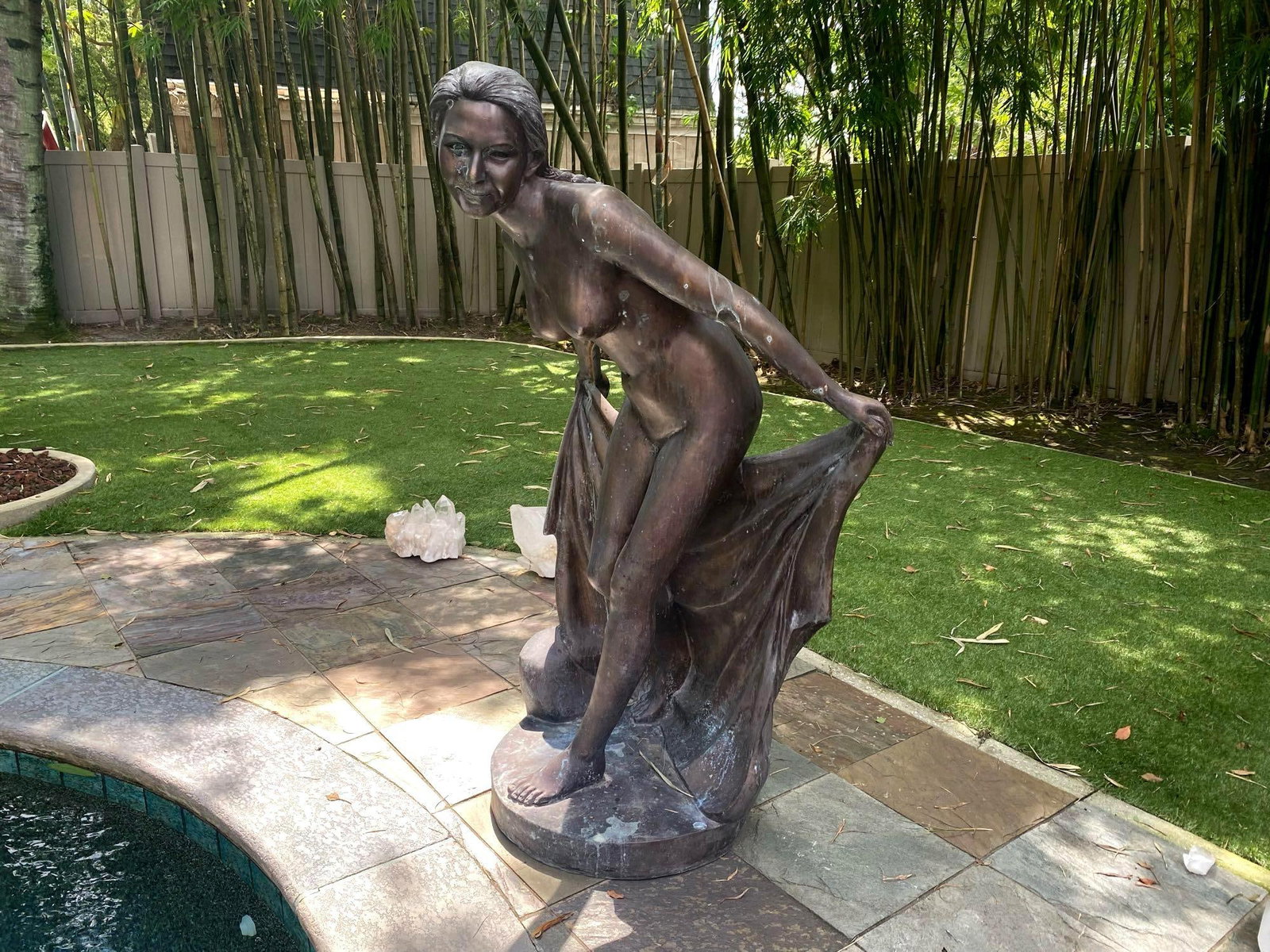 Beautiful Elegant 5 Ft Outdoor Vintage Bronze Nude Woman Statue: This amazing tastefully done piece is sure to wow all your guests. This large outdoor Bronze statue with its deep patina is in very good condition with no issues dings or cracks . Please view our pict
