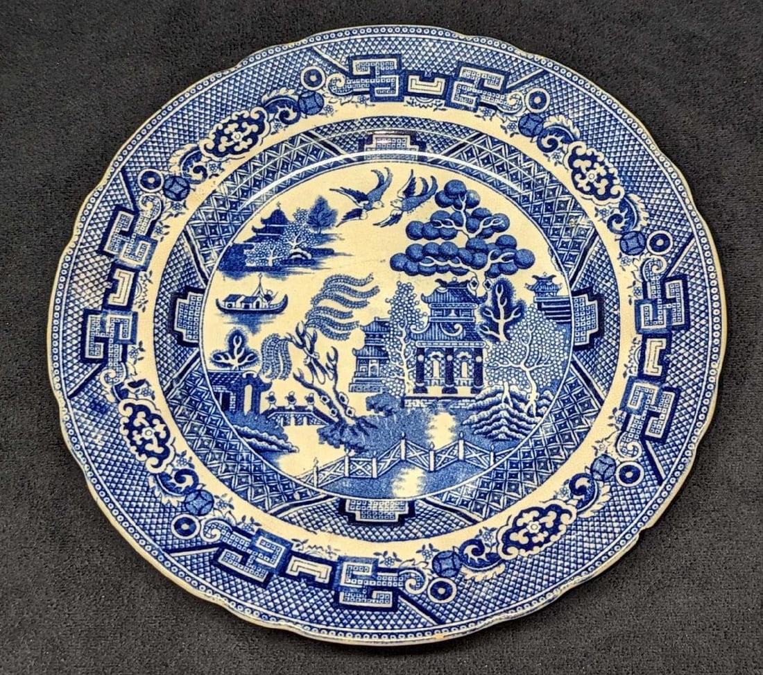 Vintage Allertons Willow Ware Blue Willow Plate (1 of 6)