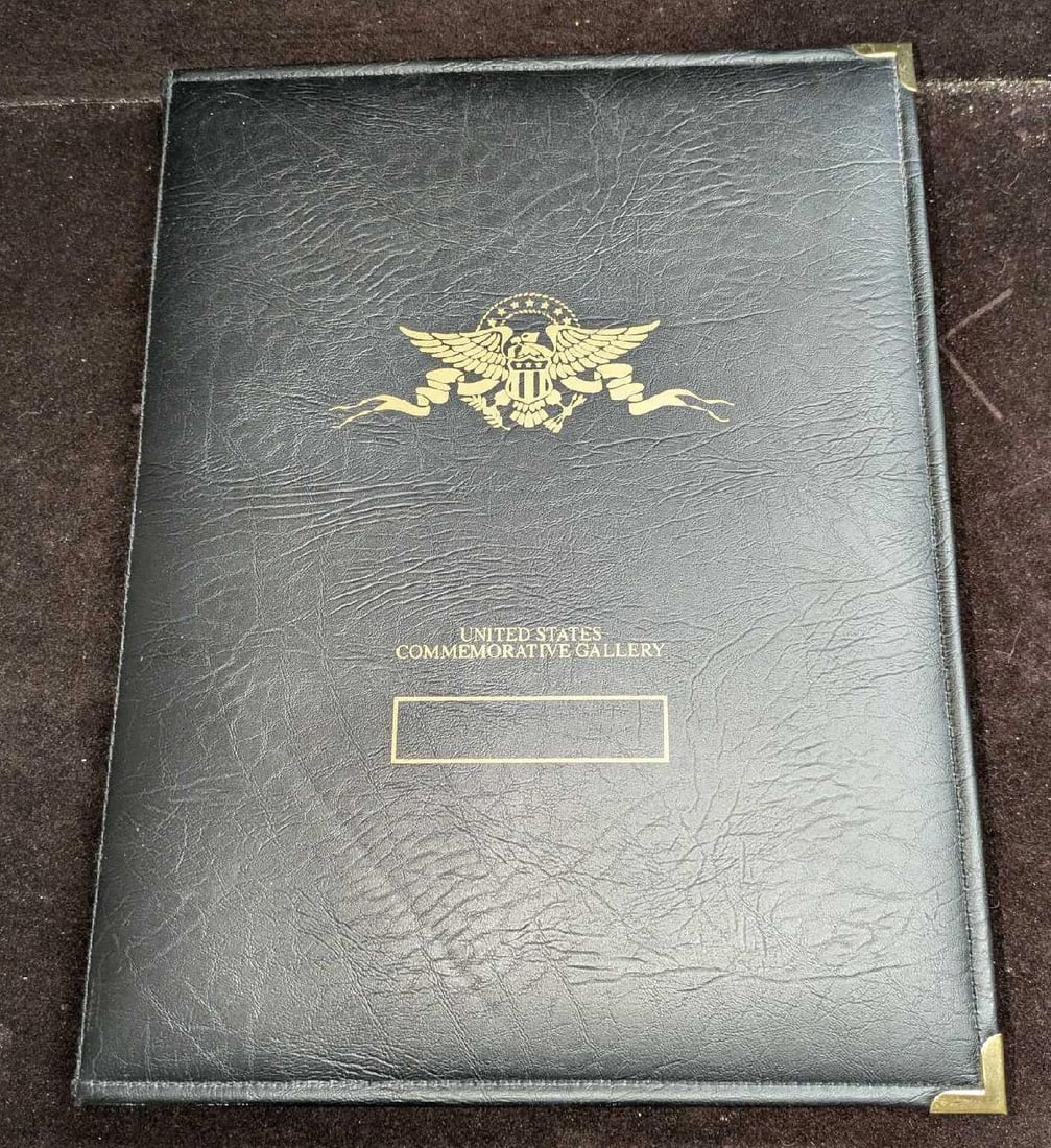 Collection Of US State Quarters and Presidential Dollar Coins (1 of 5)