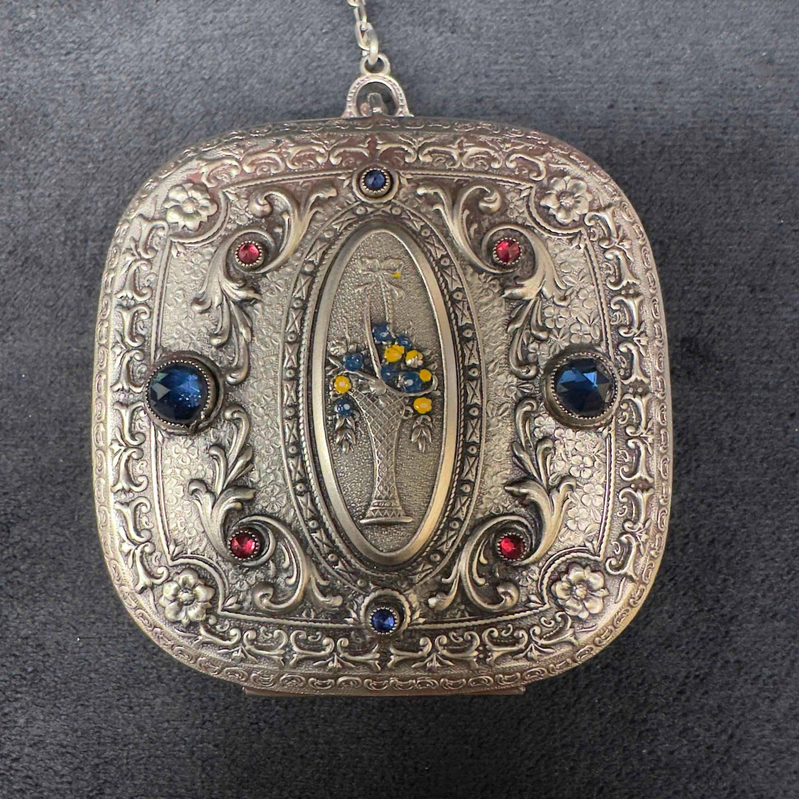 Compact Mirror Purse Pill Box Chatelaine Jewelled Gem Stone Floral Accents Keychain: Compact Mirror Purse Pill Box Chatelaine Jewelled Gem Stone Floral Accents Keychain. This compact mirror is made of a silver toned metal with keyring for easy personal access. All over floral, gem, an