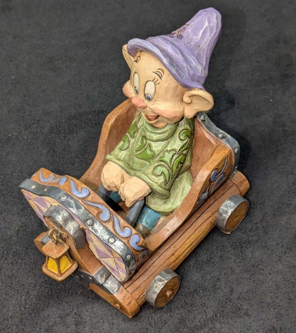 Jim Shore Seven Dwarfs Mine Train Dopey Figurine (1 of 9)