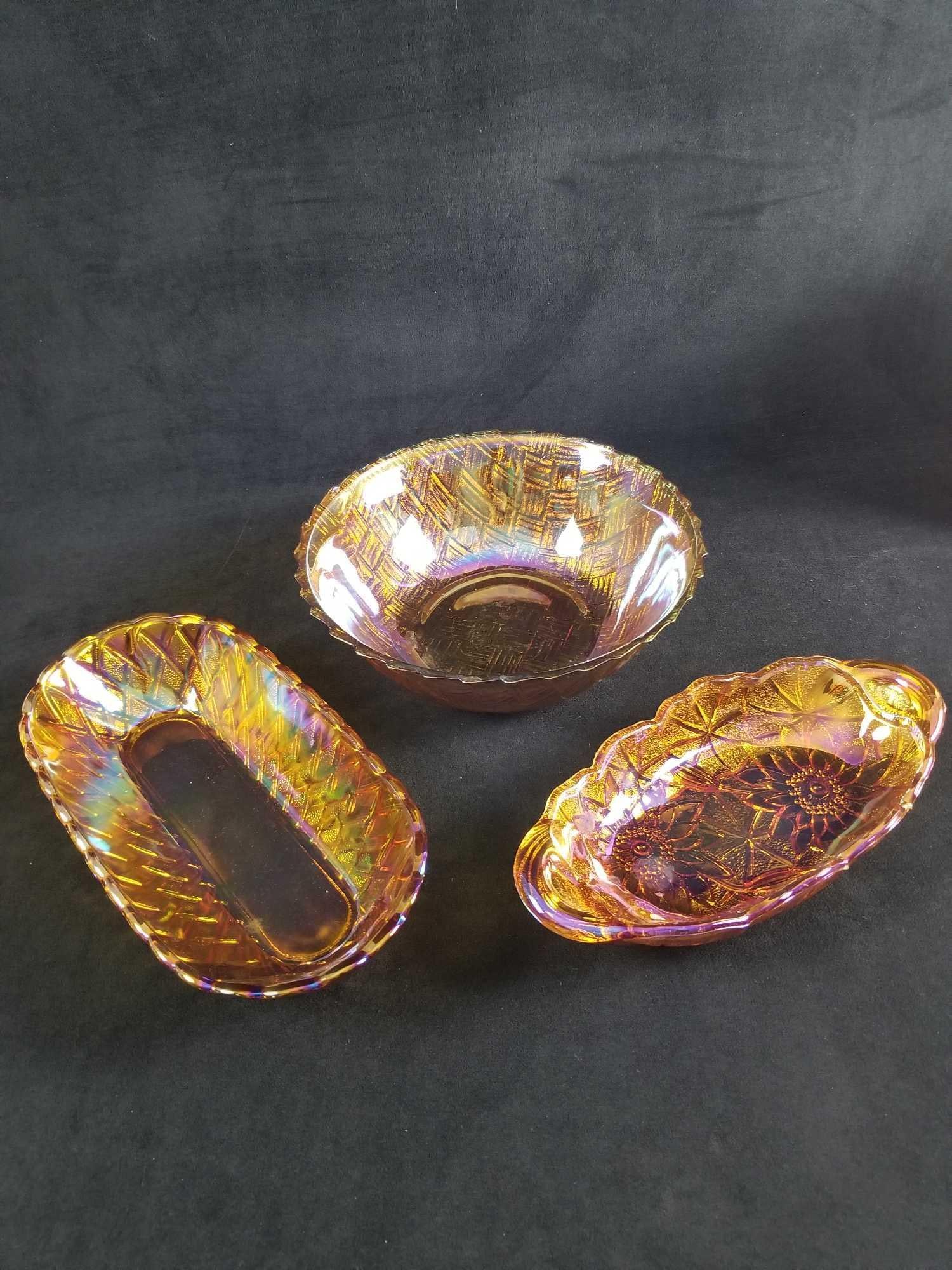 Vintage Carnival Glass Indiana Glass Lot Of Three: This lot includes: One Carnival salad/fruit bowl with an textured geometric design. This is approx 9