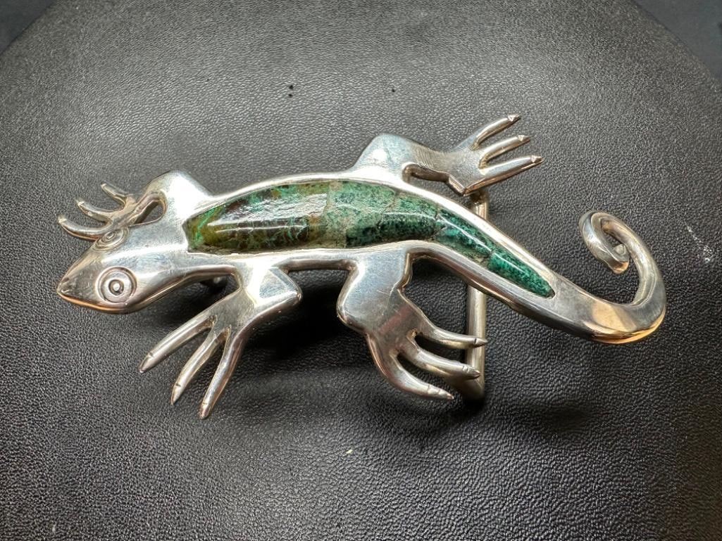 4" Sterling Chrysocolla Lizard Belt Buckle: This piece of jewelry has been tested and researched prior to listing. Please view all our pictures they are part of our description. DETAILS: Metal - Sterling Silver Color - Silver Stones - Chrysocol
