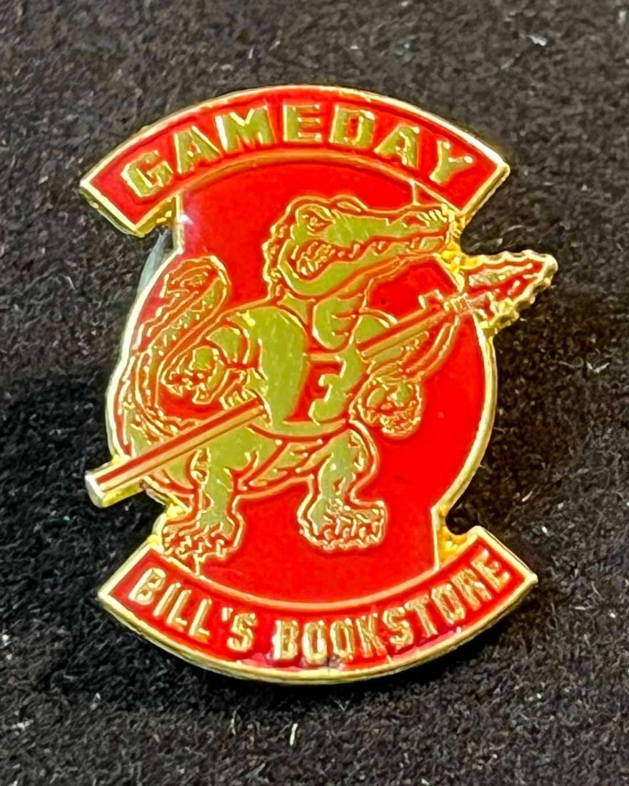 Vintage U.F V.S F.S.U  Enamel Pin (F18) (1 of 7)