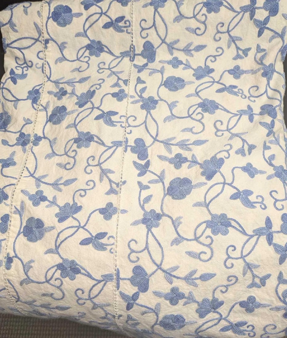 3 Yards Of Cotton Floral Flower Fabric (1 of 9)