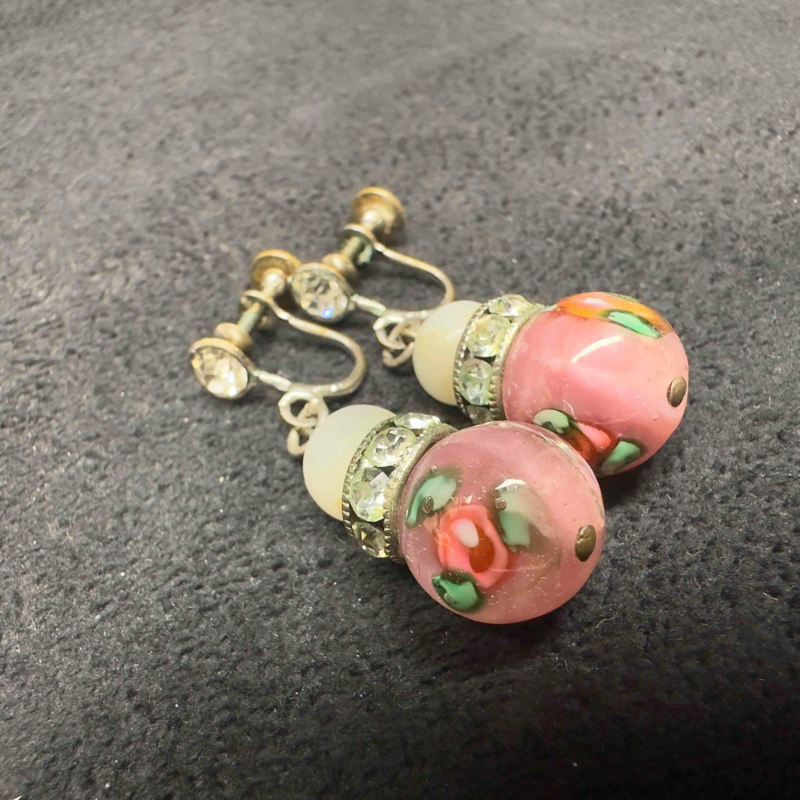 Murano Venetian Art Glass Lamp Work Pink White Floral Accents Bead Dangle Earrings F74: Murano Venetian Art Glass Lamp Work Pink White Floral Accents Bead Dangle Earrings F74. Earrings with pink colored glass beads with beautiful designs on each. The earrings feature floral accents. The 