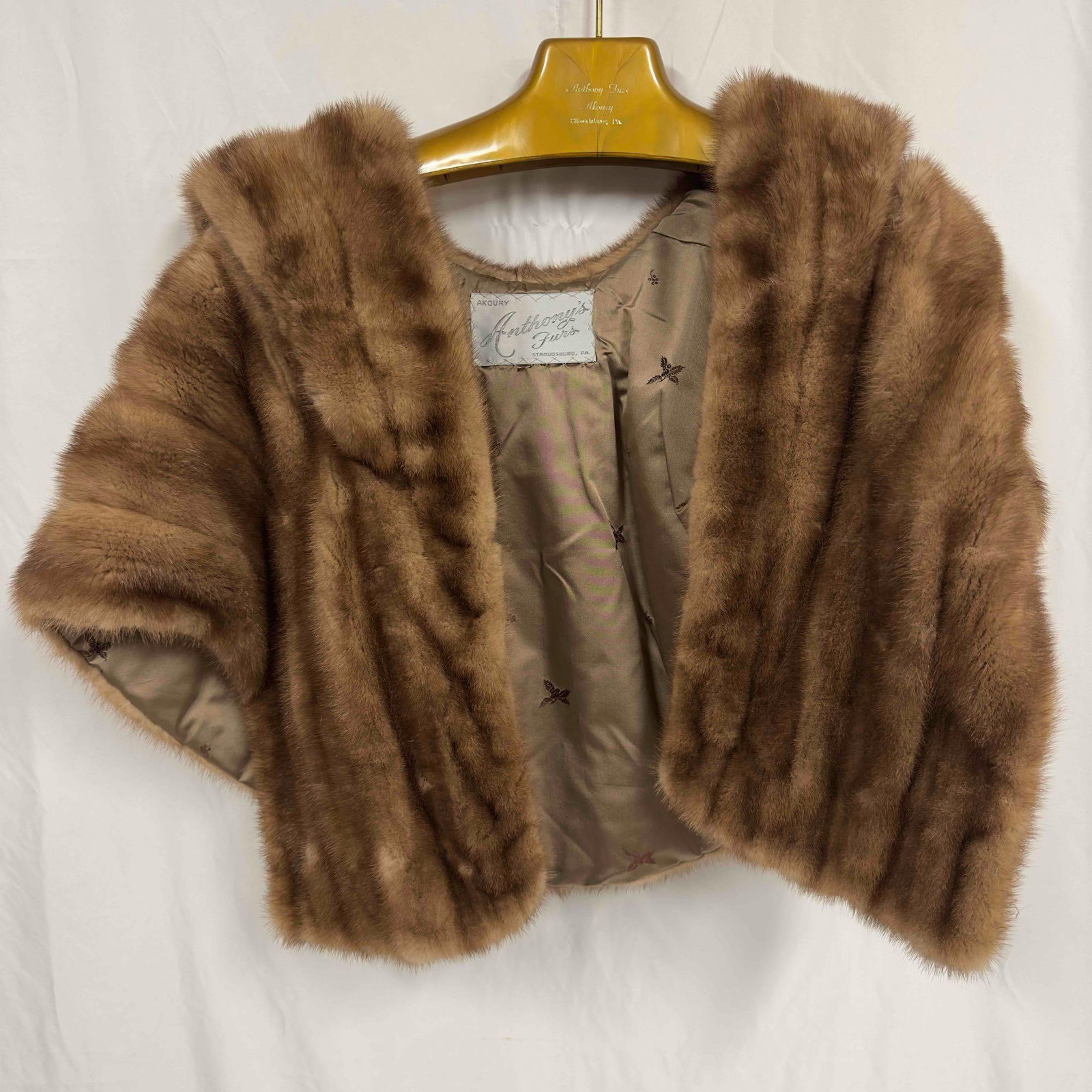 Anthony's Furs Light Brown Mink Fur Collar Neckerchief Cape Capelet J (1 of 14)