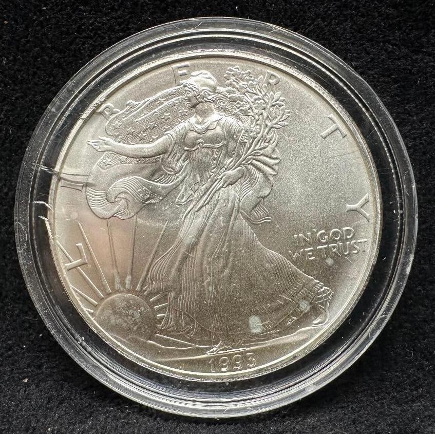 .999 Silver US Mint 1993 Silver Eagle (1 of 2)