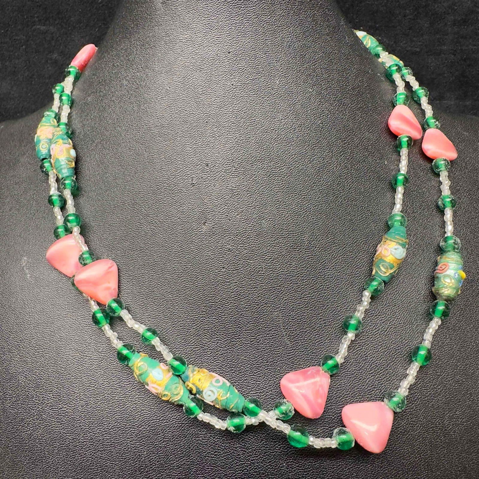 Murano Venetian Art Glass Lamp Work Green Oval Bead Pink Triangle Beaded Necklace D58 (1 of 7)
