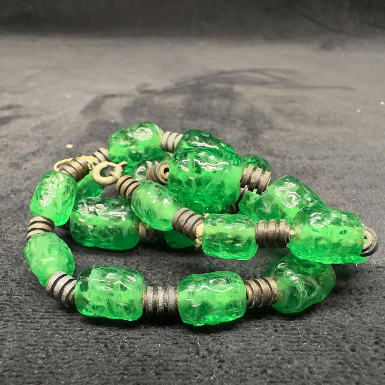 Venetian Murano Glass Lamp Work Bead Green Beaded Necklace B40 (1 of 7)