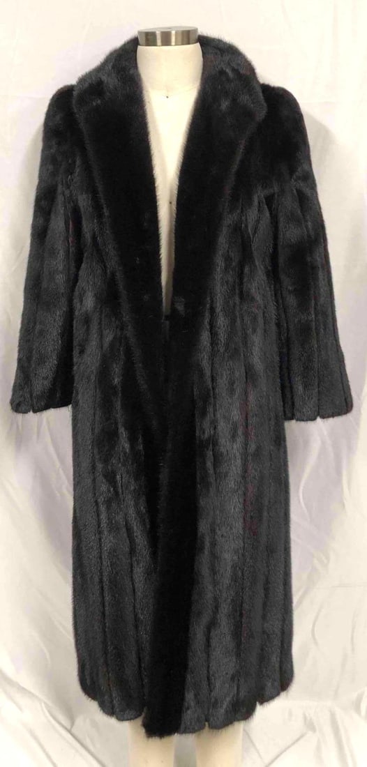La Belle Fine Furs Clean & Glaze Ranch Mink Coat (1 of 8)