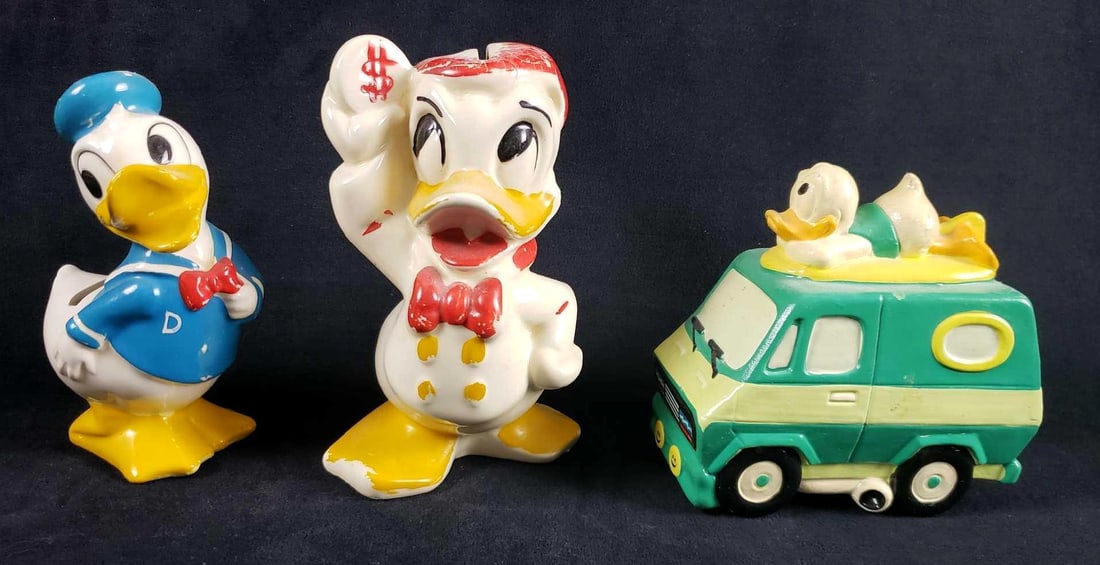 Lot of 3 Vintage Rare Disney Donald Duck Piggy Banks: Lot of 3 Vintage Rare Disney Donald Duck Piggy Banks. This lot of Donald Duck piggy banks is in overall good to fair used condition. The items have various signs of wear/age such as discoloration, cra