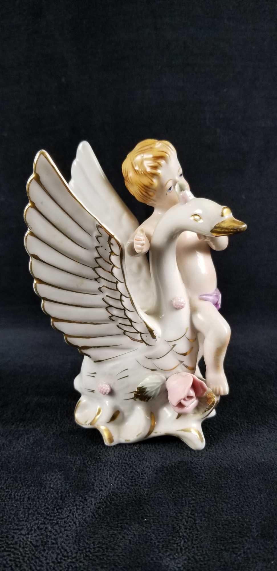 Ucagco Japan Swan and Cherub Vase Figurine (1 of 7)