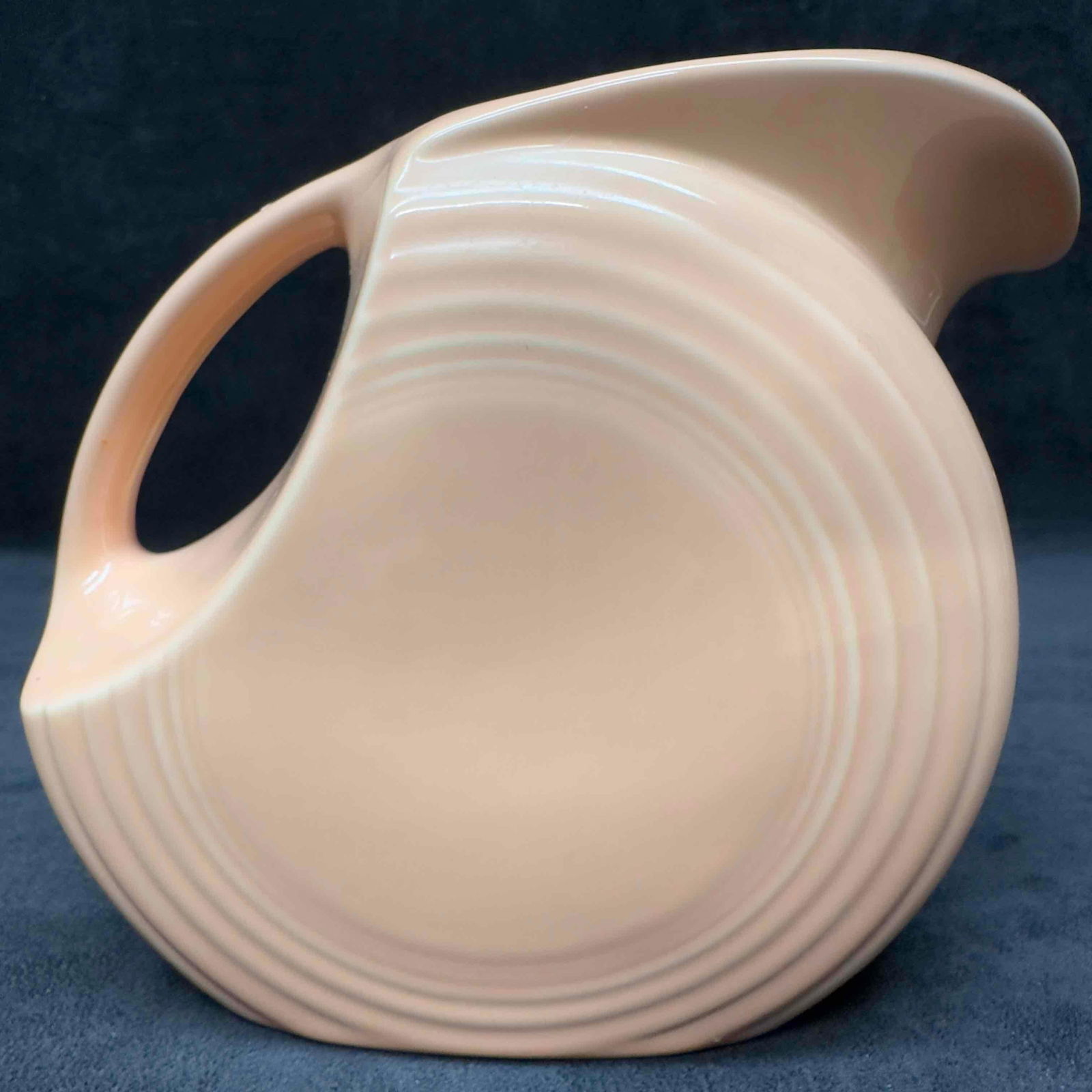 Fiestaware Homer Laughlin Fiesta Peach Large Disc Pitcher (1 of 12)