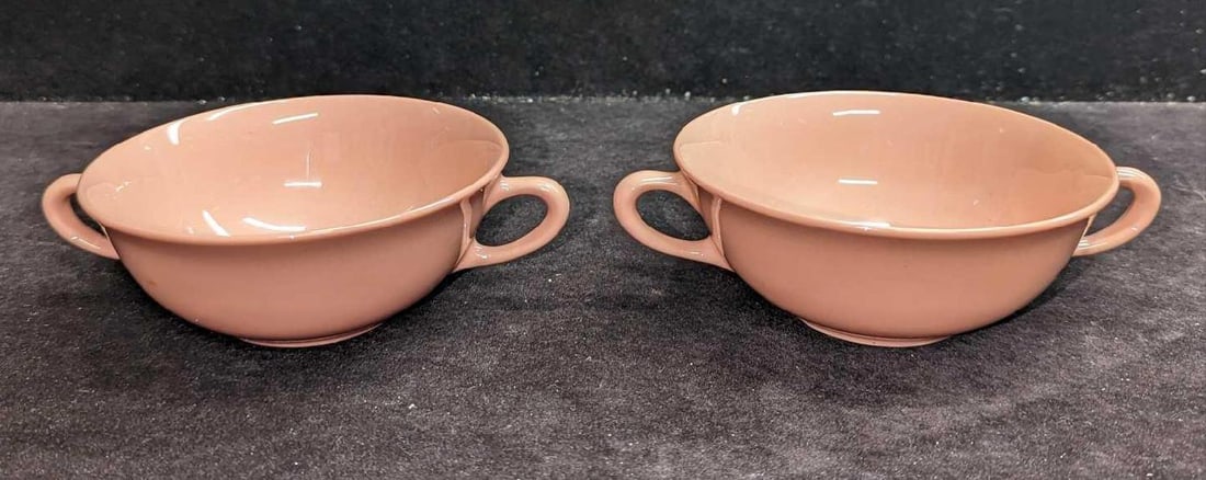 2 Vintage Lenox Two Handle Coral Soup Bowls A: 2 Vintage Lenox Two Handle Coral Soup Bowls A. Each bowl is approx 6 1/4" x 4 3/4" x 1 1/8" and the total weight is 0.67lb. The bowls have no chips or cracks.