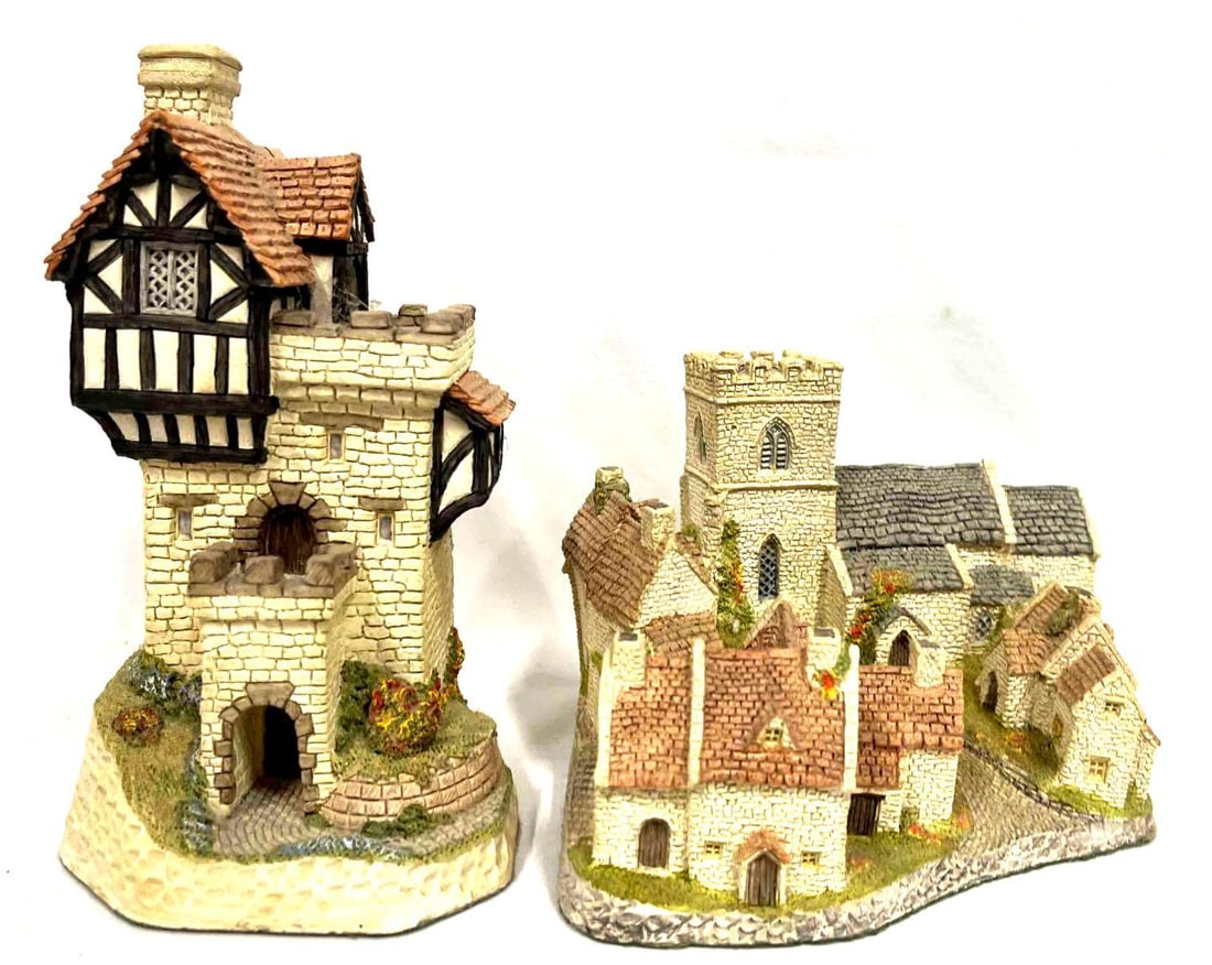 Two David Winter Cottages Cotswold Village & Knights Castle With COA (1 of 10)