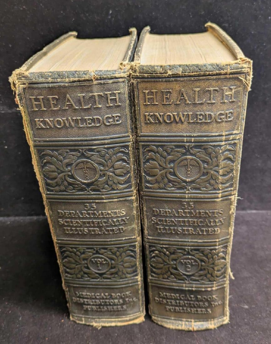 Vintage Hardcover Health Knowledge Volume 1 & 2: Vintage Hardcover Health Knowledge Volume 1 & 2. Was published by the Medical Book Distributors in 1931. The books are approx 7" x 3" x 9 1/2" and together, both of the books weigh 9.49lbs. The books 