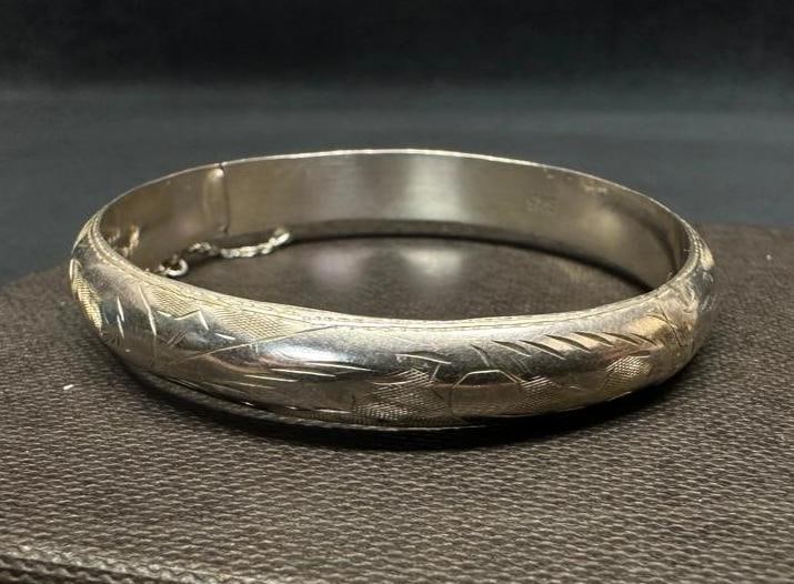 Sterling Silver Hinged Bangle Bracelet (1 of 3)