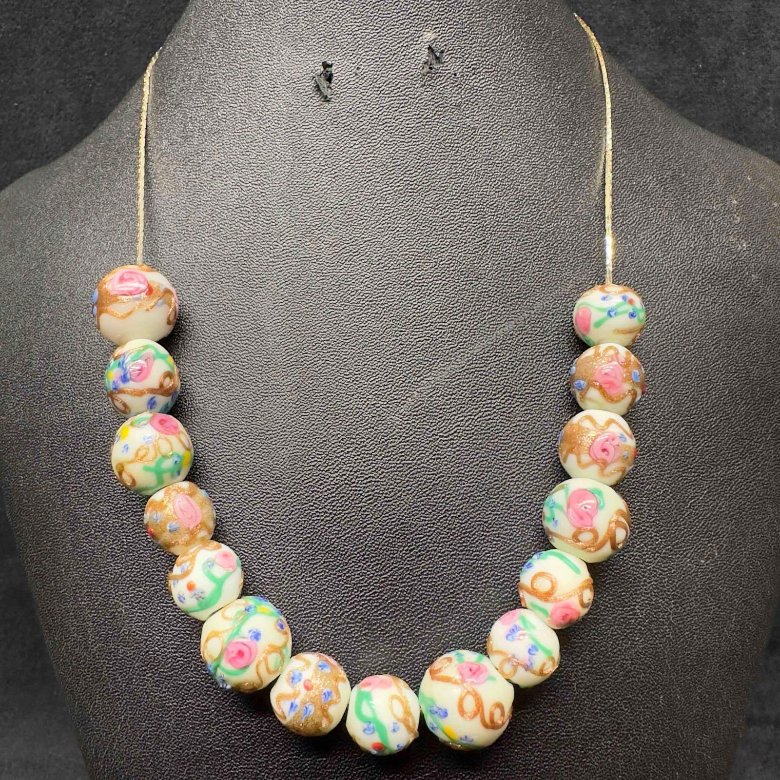 Venetian Murano Art Glass Lamp Work White Beaded Floral Gold Plated Chain Necklace E27 (1 of 8)