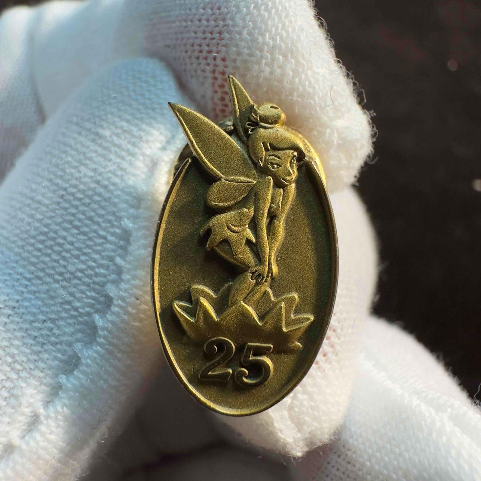 Walt Disney World 25 Year Tinker Bell Cast Member Service Award Pin 1st First Version (1 of 4)