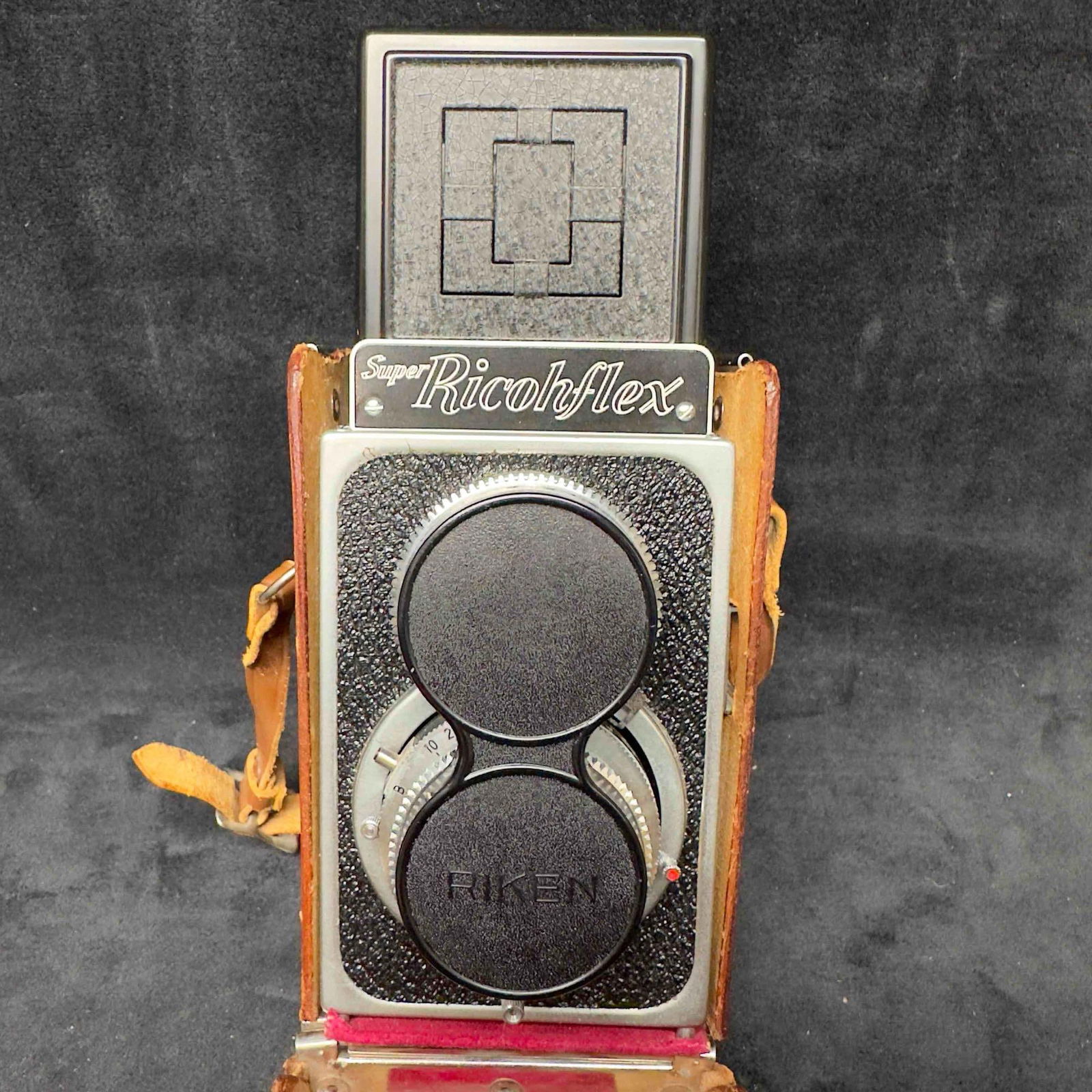 Super Ricohflex Twin Lens Camera (1 of 10)