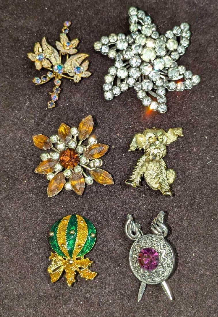 5 Vintage Rhinestone Enamel Silver Gold Tone Brooches (1 of 8)