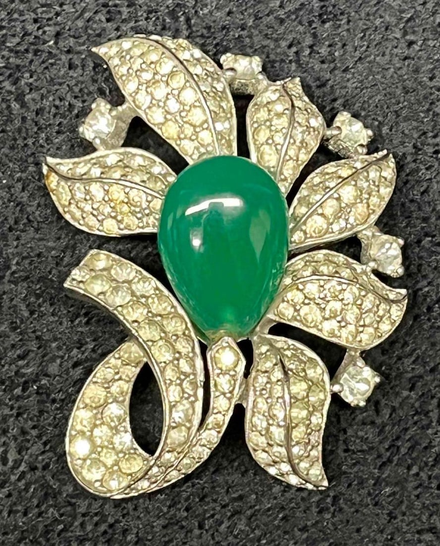 Signed Vintage Jomaz Silver Tone Brooch With Rhinestones and Faux Jade (1 of 9)