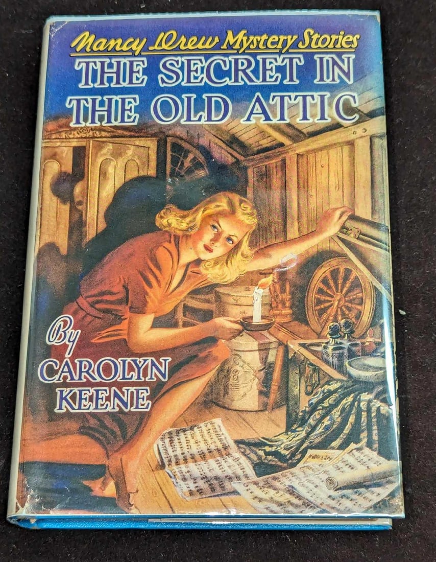 Nancy Drew #21 "The Secret In The Old Attic" 1944 Dust Jacket First Edition: Nancy Drew #21 "The Secret In The Old Attic" 1944 Dust Jacket First Edition. This is approx 5 1/4" x 1" x 7 3/4" and it weighs 0.62lb. The dust jacket has some shelf wear, discoloration on the pages a