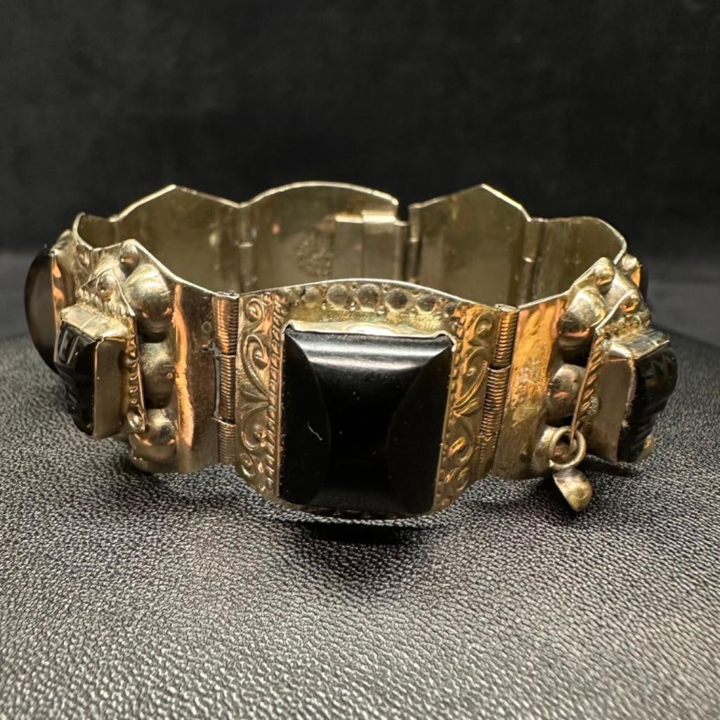 Mexico Sterling Onyx Bracelet: This piece of jewelry has been tested and researched prior to listing. Please view all our pictures they are part of our description. DETAILS: Metal - Sterling Silver Color - Silver Stones - Onyx Hall