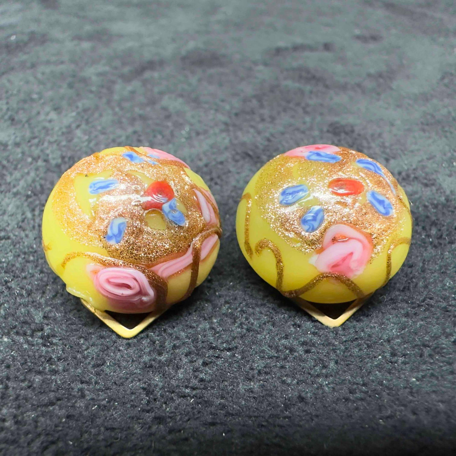 Murano Venetian Art Glass Lamp Work Bright Yellow Round Floral Beaded Earrings D54: Murano Venetian Art Glass Lamp Work Bright Yellow Round Floral Beaded Earrings D54. Earrings with bright yellow glass beads with beautiful designs on each. The earrings feature floral accents. The ear