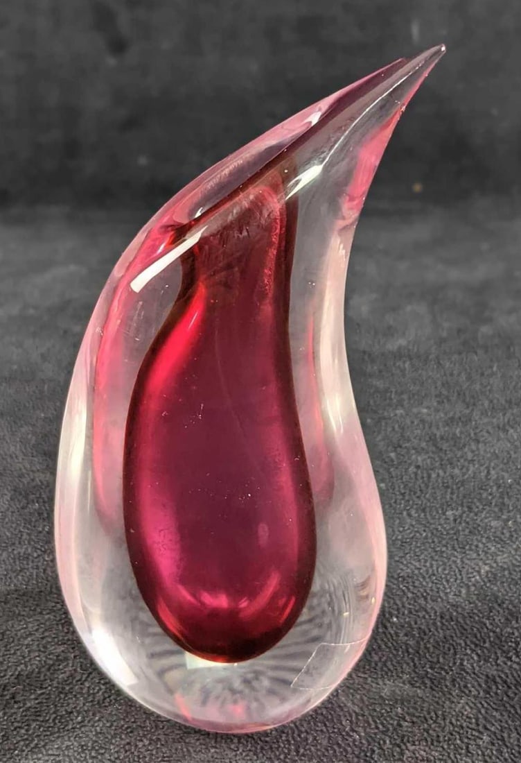 Murano Oggetti Stylistic Penguin Cobalt Red Vase (1 of 6)