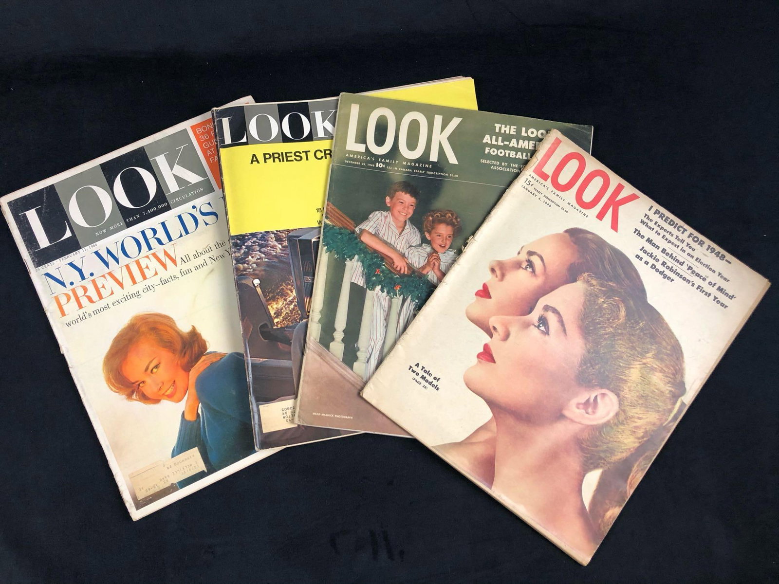Lot Of 4 LOOK Subscriptions America's Family Magazine Walt Disney Articles 1946 1948 1964 1967: Lot Of 4 LOOK Subscriptions America's Family Magazine Walt Disney Articles 1946 1948 1964 1967 This lot features 4 LOOK magazines that are in good used condition. The magazine show some signs of w