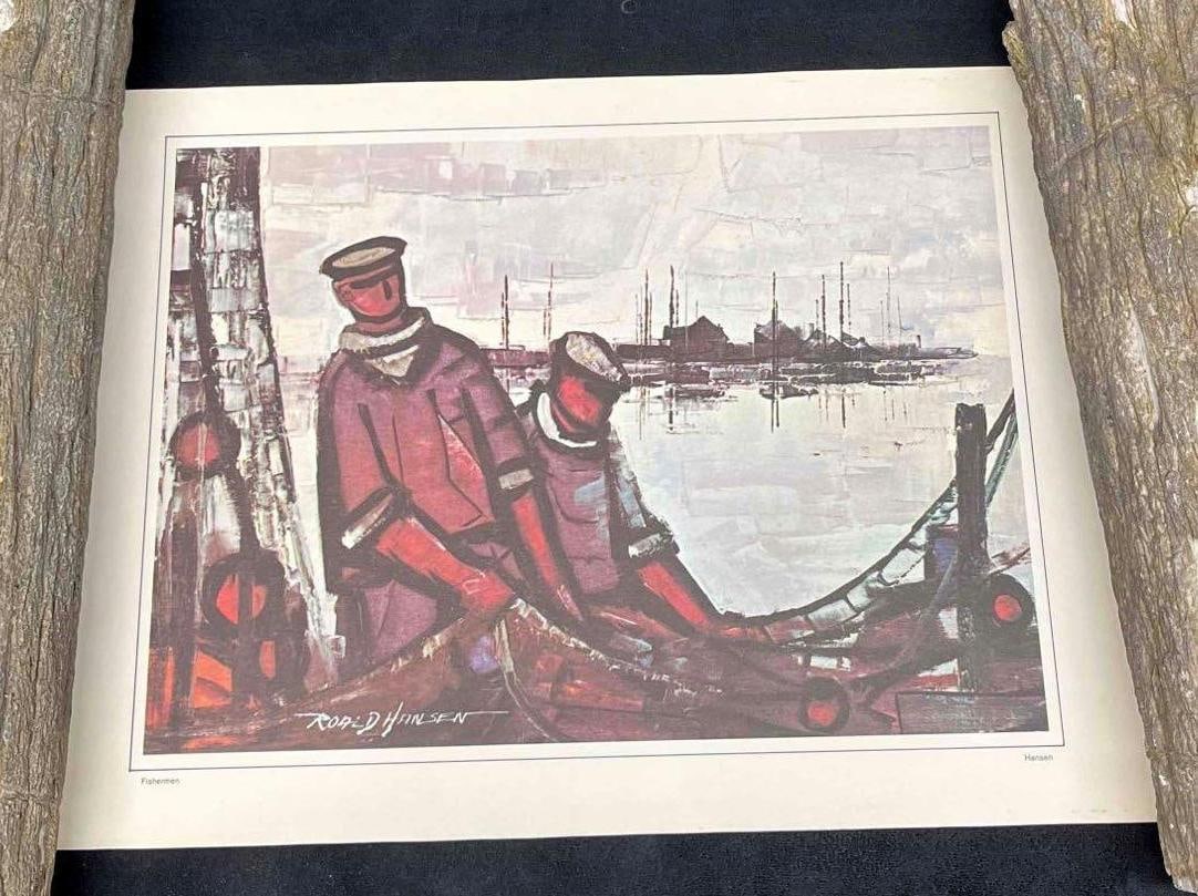 "Fishermen" Print By Roald Hansen: This lot contains a "Fishermen" Print By Roald Hansen. It is approx 10 1/2" x 15 1/4". Total weight is approx 0.5oz. Overall the print is in good used condition with some minor marks along the ed