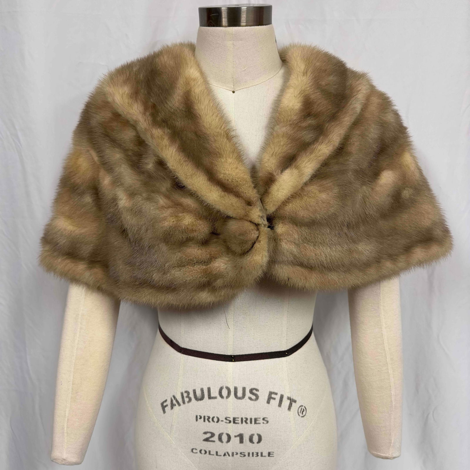 Gunther Jaeckel Light White Brown Mink Fur Collar Neckerchief Cape Capelet Monogram Personalized R90 (1 of 10)