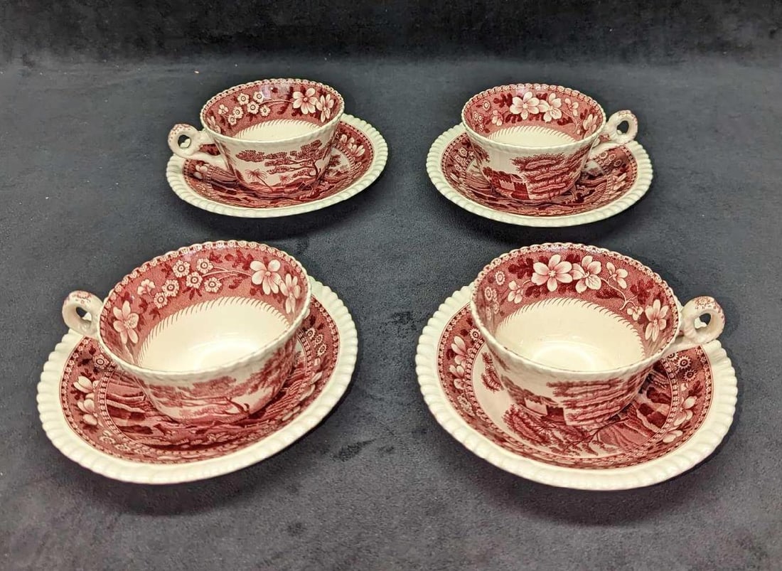 4 Vintage Spode Tower Cups & Saucers: 4 Vintage Spode Tower Cups & Saucers. The lot contains: (4) Cups. Each is approx 4 1/2" x 3 3/4" x 2 1/4" and together they weigh 1.01lbs. The cups have crazing. (4) Saucers. Each is