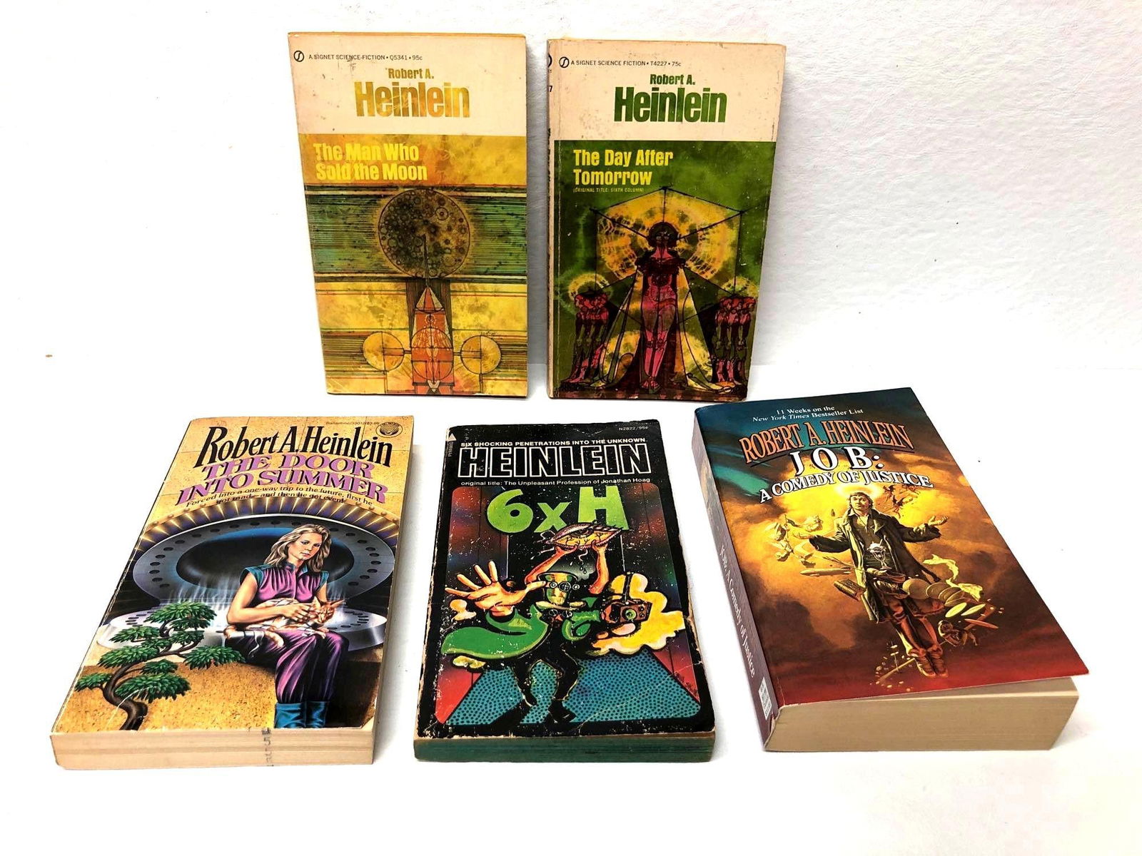 5 Vintage Sci-Fi Books by Robert A. Heinlein - Paperbacks (1 of 20)