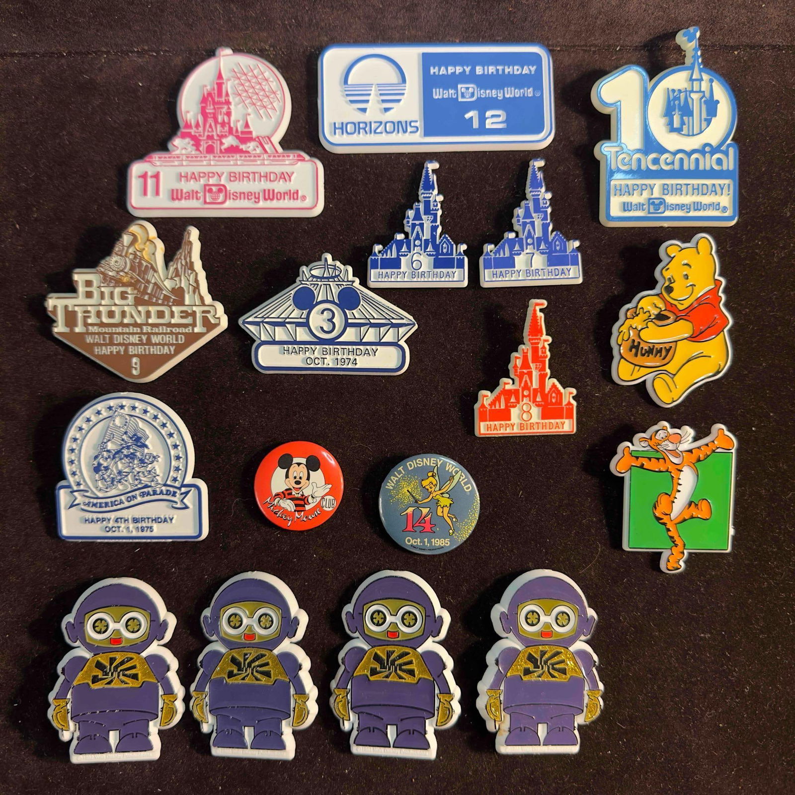 Disney Button Collection Set Lot of 17 Winnie The Pooh Mickey SMRT-1 Communicore Cast Member Buttons (1 of 7)