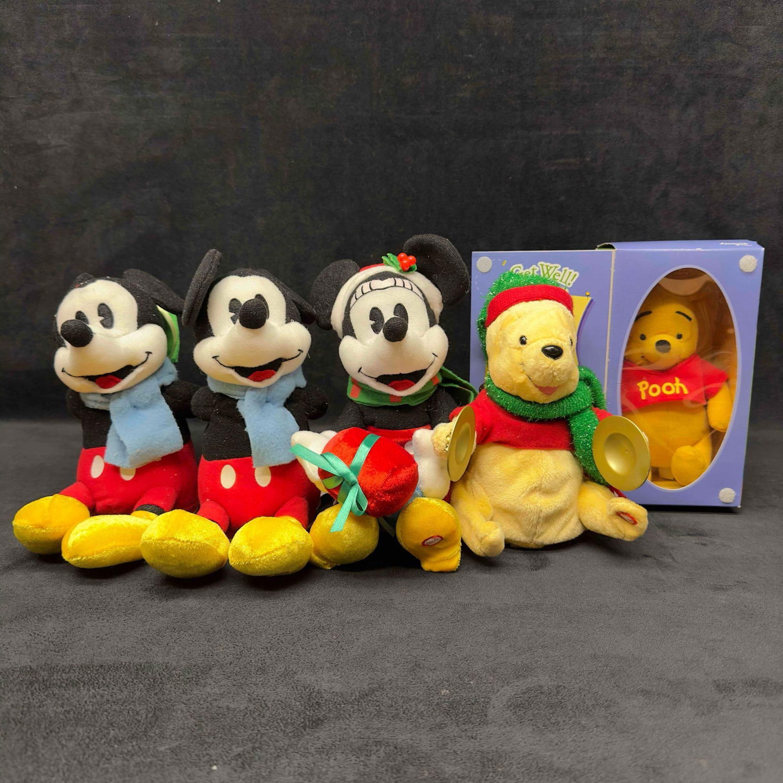 Gemmy Disney Plush Stuffed Animal Set Mickey and Minnie Mouse Winnie The Pooh Lot of Five (1 of 8)