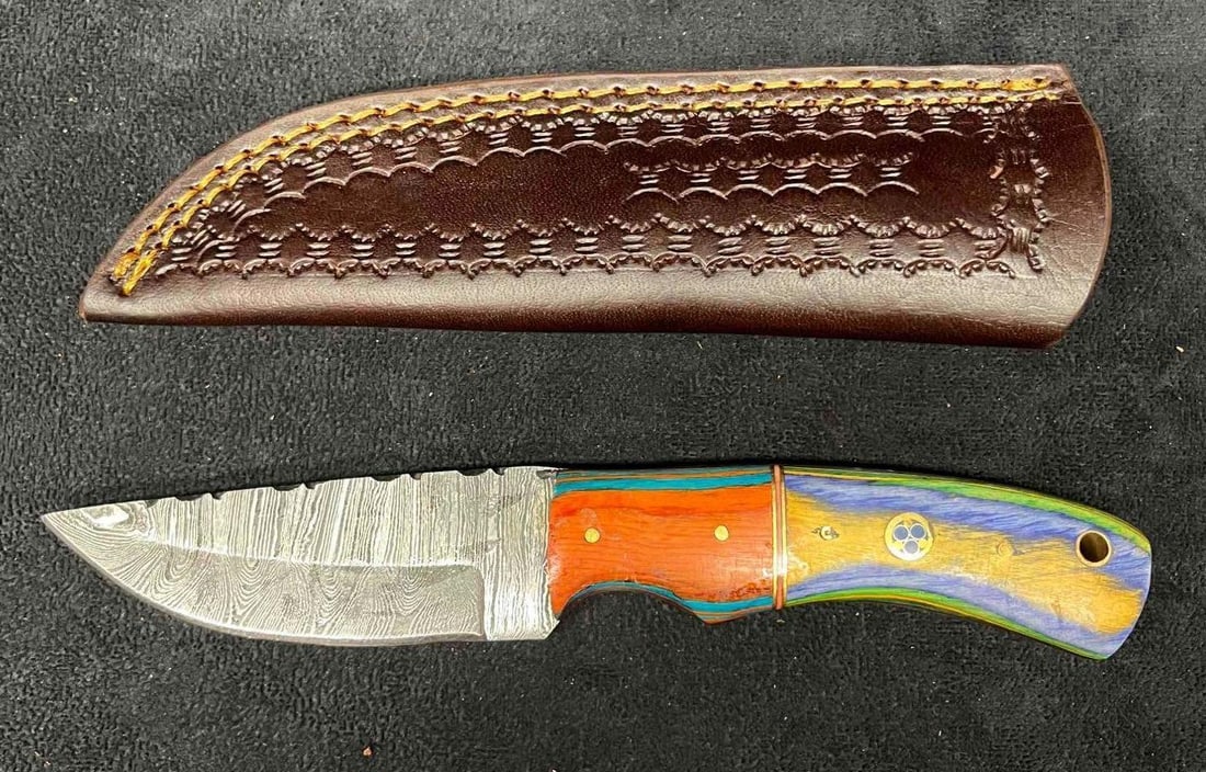 MHS Cutlery Steel Knife & Leather Sheath (LL): This lot contains a MHS Cutlery Steel Knife & Leather Sheath (LL). It is approx 9" x 2" x 1" in the sheath. Total weight is approx 6.8oz. Overall the Knife and Sheath are in excellent condition as the