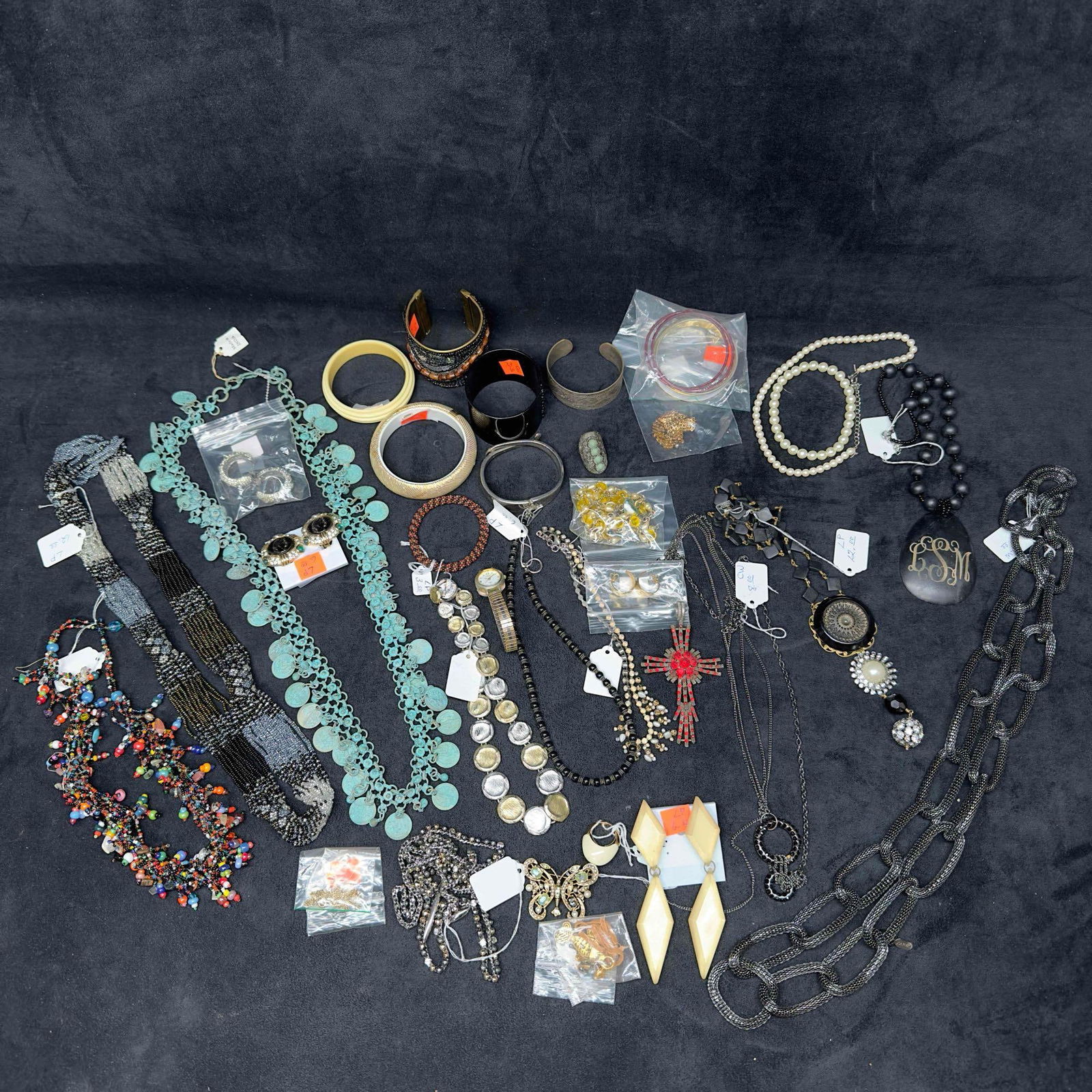 Assorted Costume Jewelry Bracelets Necklaces Earrings Pendants Rings Handcrafted Pieces Lot #12 (1 of 9)