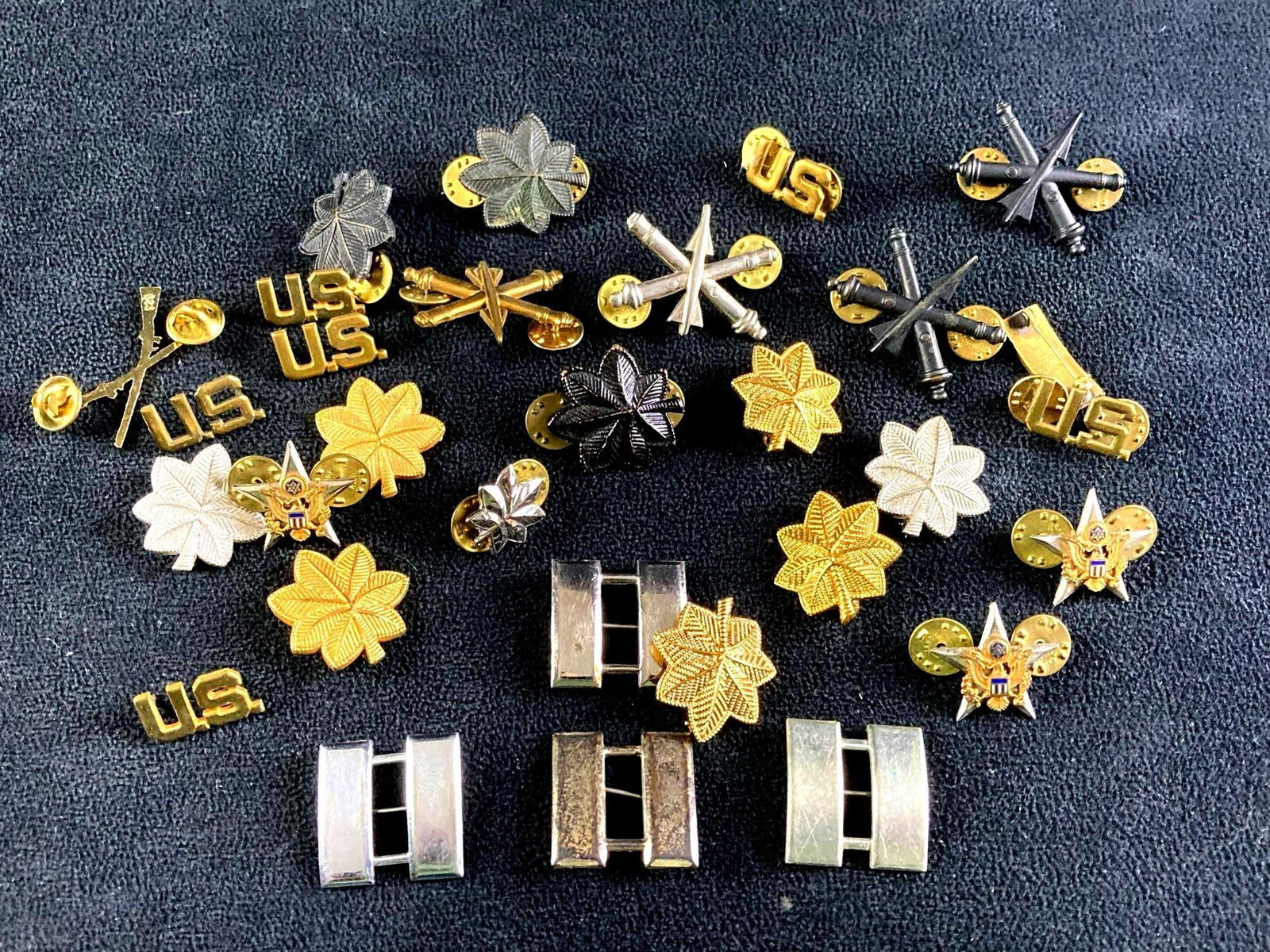 Box of Various Ranks, DUI's, and Insignia Korean and Vietnam Era: This lot includes: (1) Box of Various Ranks and Insignia Korean and Vietnam Era Condition is used and see photographs for additional details. some of the pins are sterling s