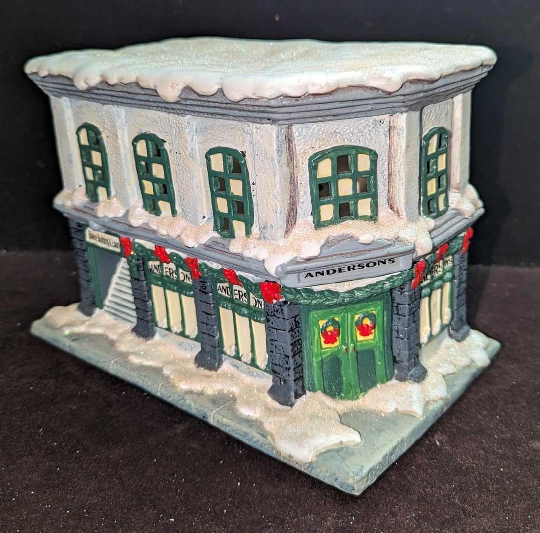 It's A Wonderful Life Christmas Bailey Building & Loan: It's A Wonderful Life Christmas Bailey Building & Loan. This was released by Enesco and is made of hand-painted ceramic. Is approx 8 1/2" x 5 1/2" x 6" and it weighs 2.45lbs. Does not come with the bo