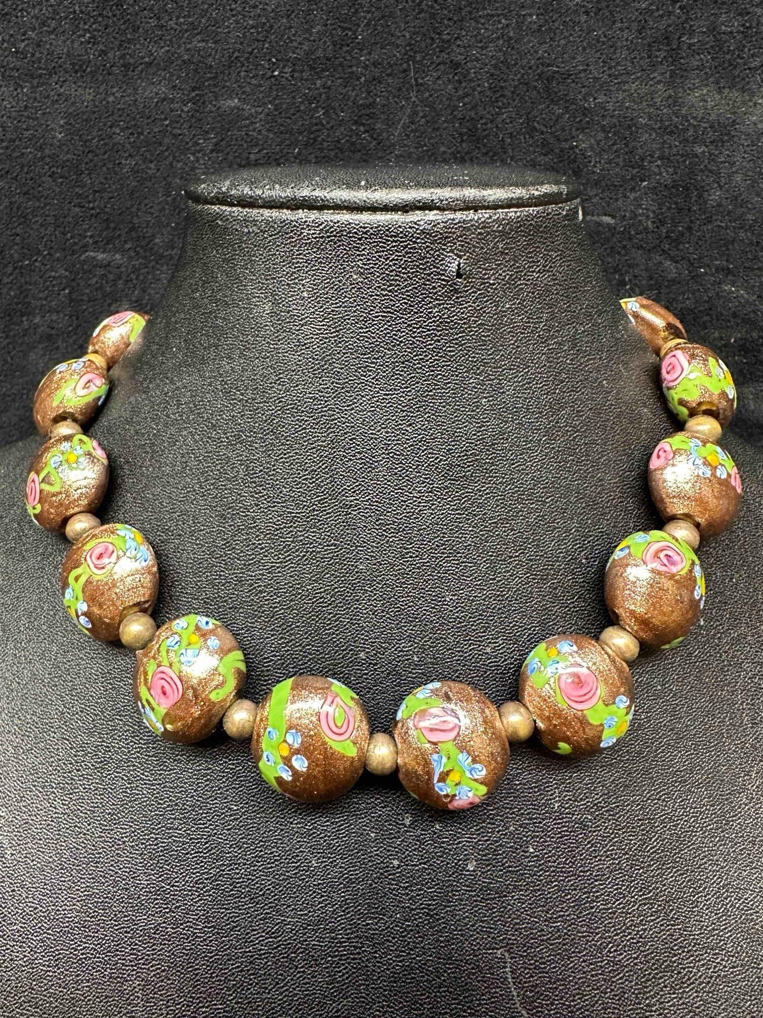 Murano Venetian Lamp Work Art Glass Copper and Green Floral Accents Circle Bead Necklace E95 (1 of 8)